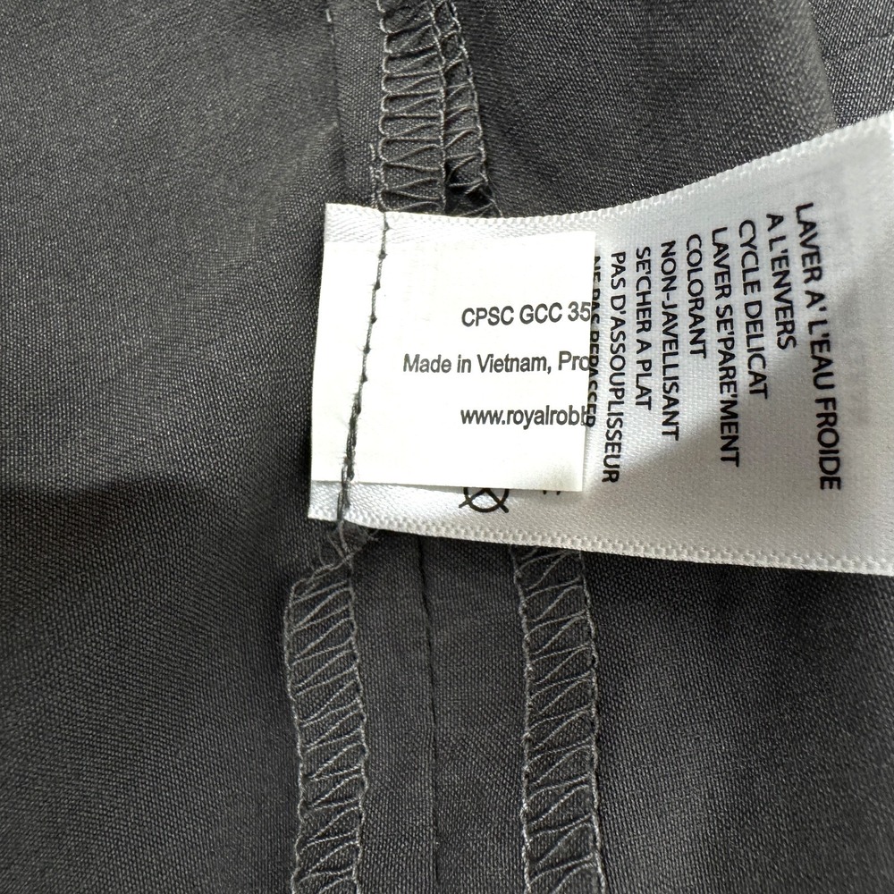 Royal Robbins, Size 6, Gray Embossed Discovery Skort Lightweight Activewear NEW - Picture 14 of 15